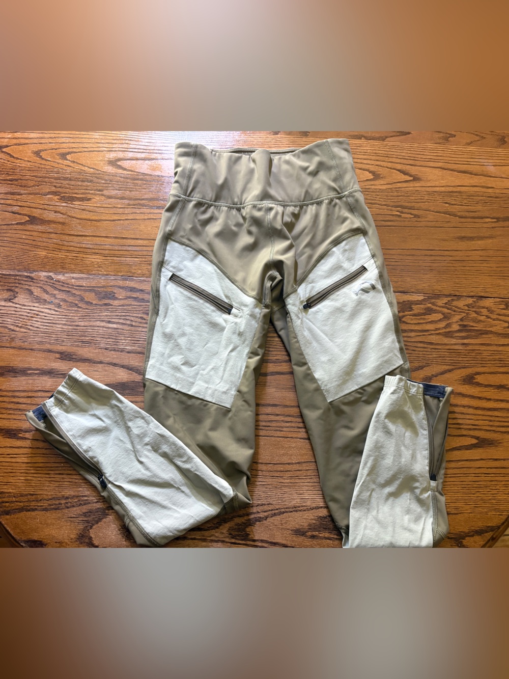 Kari Traa Two-Tone Olive Green Performance Pants